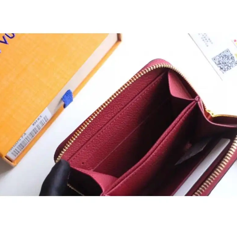 LV 19B570142 Bags 0518